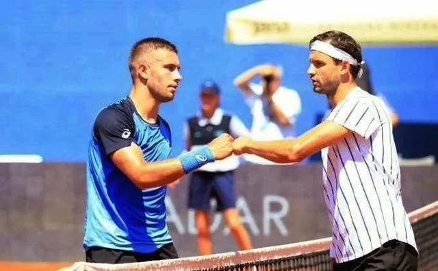 特别是在女 特别是在女